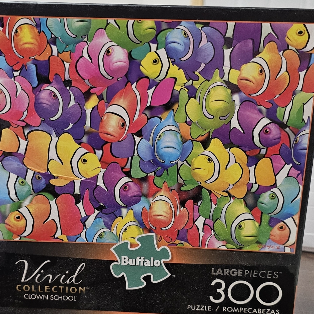 Buffalo Vivid Collection Clown School Puzzle